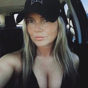 Meet your Posher, Chania